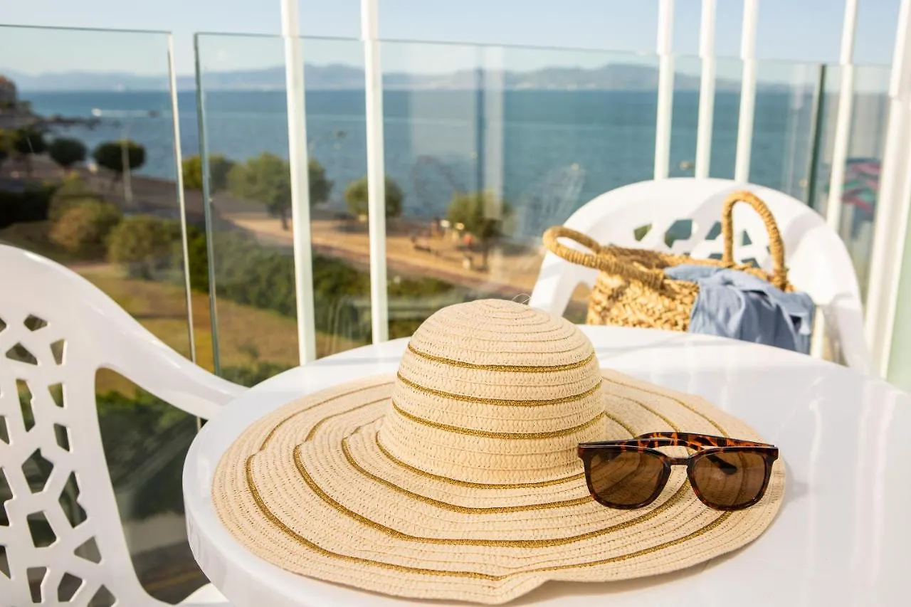 Rvhotels Nieves Mar L'Escala 3*,  Spain