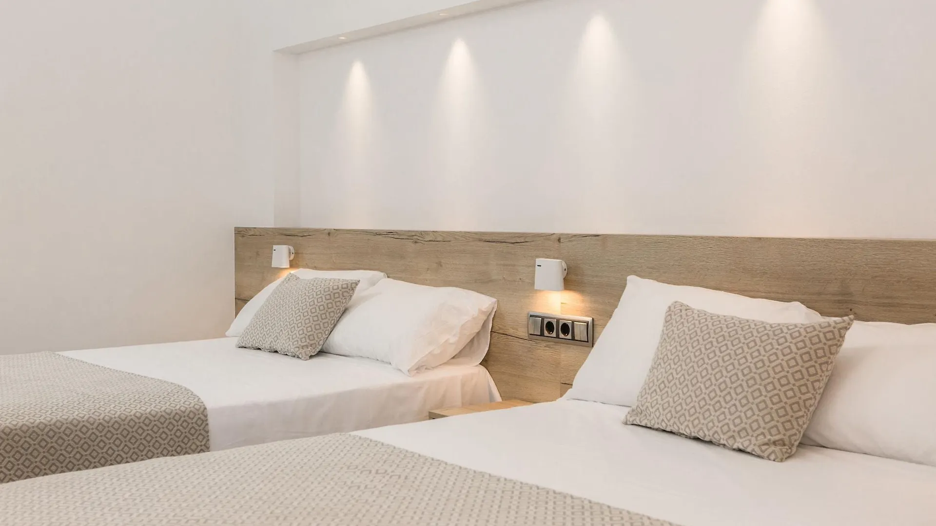 *** Hotel Rvhotels Nieves Mar L'Escala Spain
